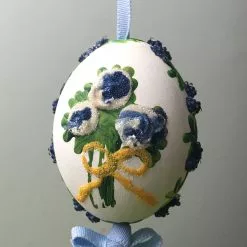 TheHolidayBarn.com Blue Flower Bouquet Egg Ornament