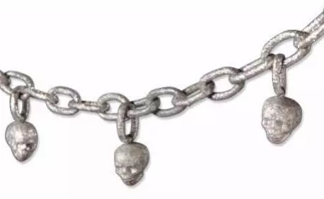 Bethany Lowe Silver Glittered Chain Skull Garland 3 Bethany Lowe Silver Glittered Chain Skull Garland