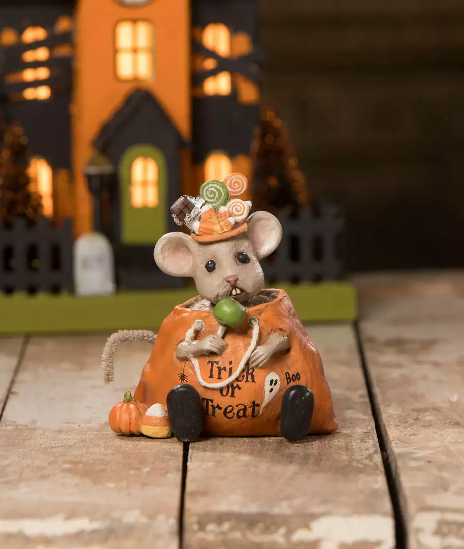 Bethany Lowe Halloween Nibbles Mouse With Candy 3 Bethany Lowe Halloween Nibbles Mouse With Candy