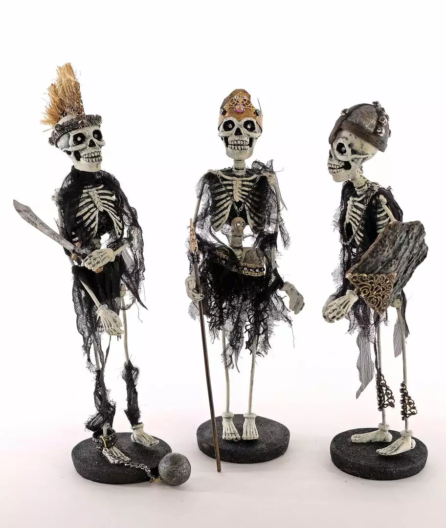Katherine's Collection New! Krooked Kingdoom Skeleton Figurines 3 Katherine's Collection New! Krooked Kingdoom Skeleton Figurines