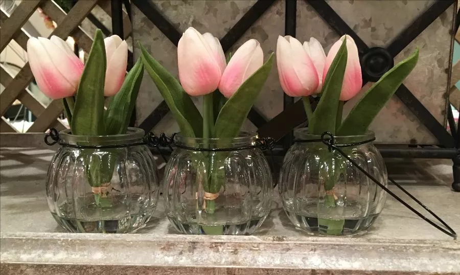 K&K Interiors New! Pink Tulip Arrangement In Glass Vase 4 K&K Interiors New! Pink Tulip Arrangement In Glass Vase