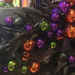 One Hundred 80 Degrees Halloween Ball Garland, Large
