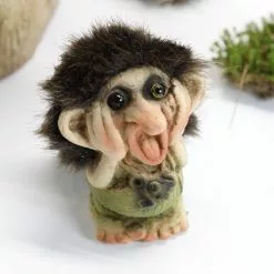 TheHolidayBarn.com New! The Scream Troll