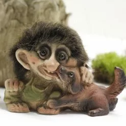 TheHolidayBarn.com Troll's Best Friend