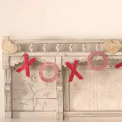 Bethany Lowe XOXO Valentine Garland